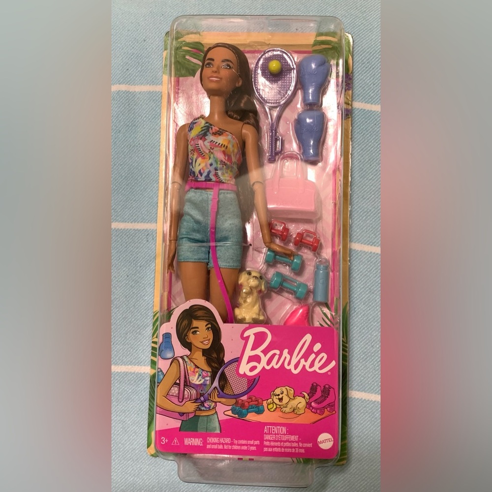 Posable Brunette WorkOut Barbie Doll Puppy Weights Boxing Gloves Skates Racket - Picture 8 of 8